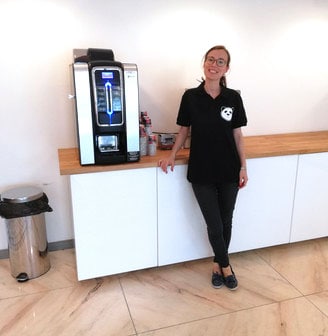 Laura von Panda Parken in der Lounge